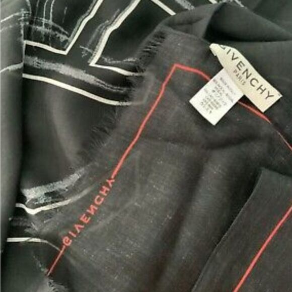 100% AUTHENTIC GIVENCHY PARIS LOGO print Fringe UNISEX SCARF, MADE IN IT… - Picture 6 of 12